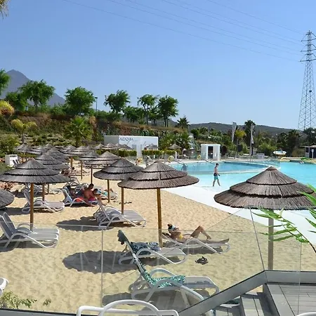 Luxurius Ground Floor - Alcazaba Lagoon *