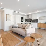 Luxurius Ground Floor - Alcazaba Lagoon * 에스테포나