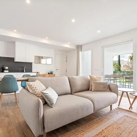 Al4-2005-06 - - Alcazaba Lagoon *