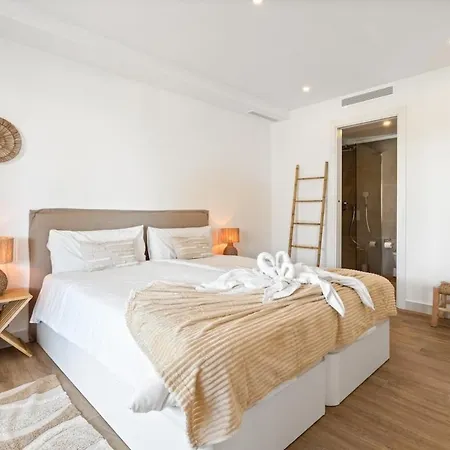 Al4-2005-06 - - Alcazaba Lagoon * Estepona