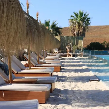 Luxurius Ground Floor - Alcazaba Lagoon דירה