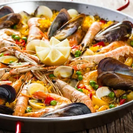 Al4-2005-06 - - Alcazaba Lagoon Estepona