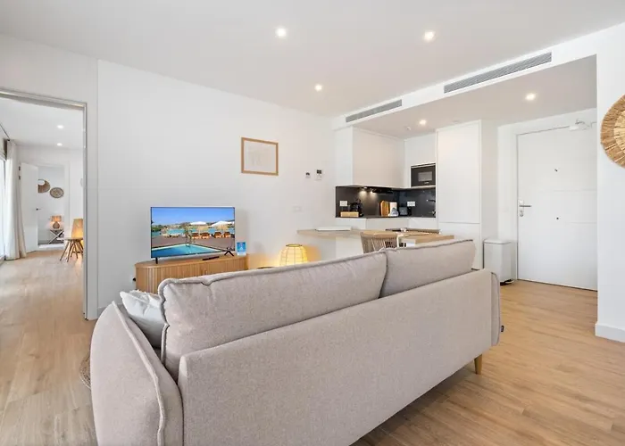 Luxurius Ground Floor - Alcazaba Lagoon Estepona