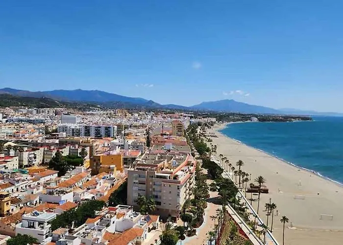 Luxurius Ground Floor - Alcazaba Lagoon Apartment Estepona