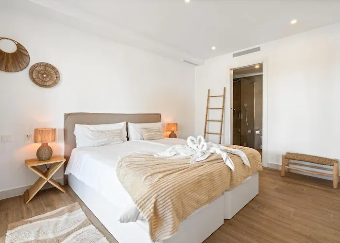 Luxurius Ground Floor - Alcazaba Lagoon * Estepona