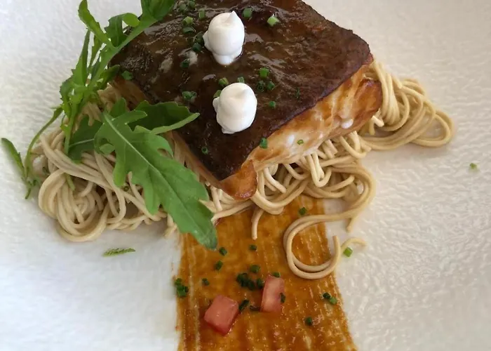 Luxurius Ground Floor - Alcazaba Lagoon Apartment